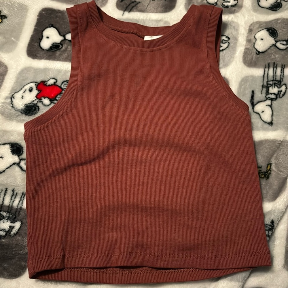 Color- burgundy(dark red)